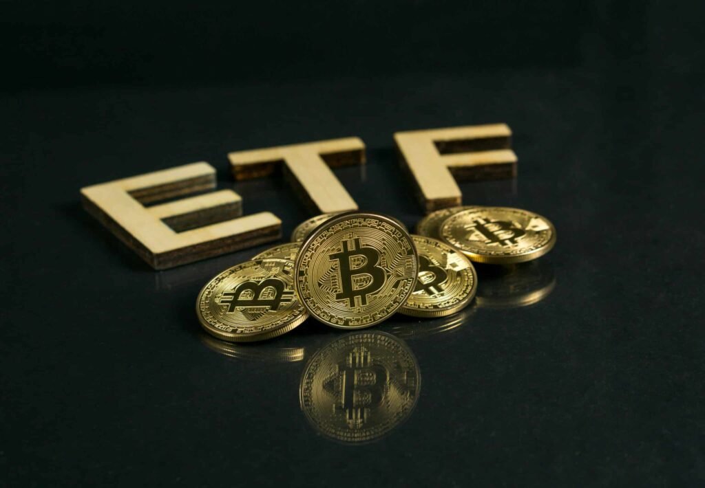 Santa Didn’t Come For Bitcoin ETFs: 2 Million Walks Out The Door