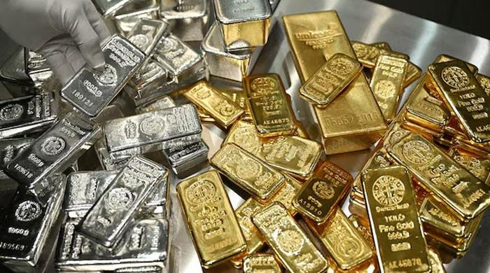 Gold, silver costs tumble as traders soothed by Trump Fed decide Gold, silver costs tumble as traders soothed by Trump Fed decide
