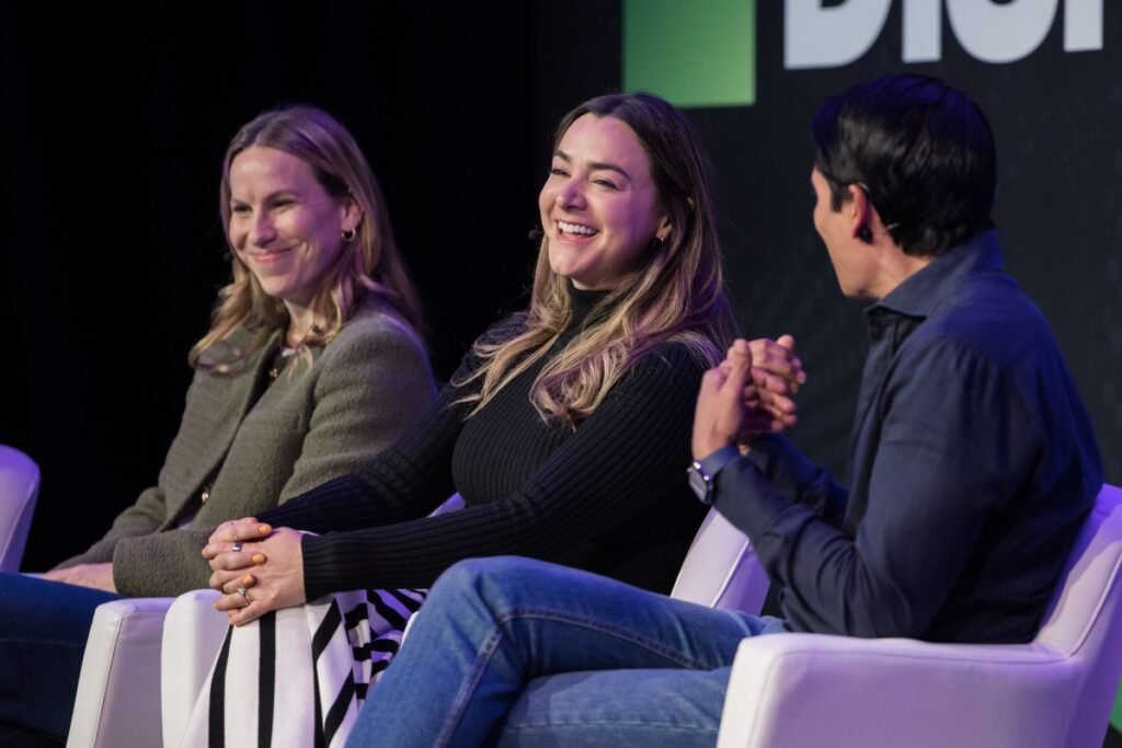 Why this VC thinks 2026 will likely be ‘the yr of the buyer’