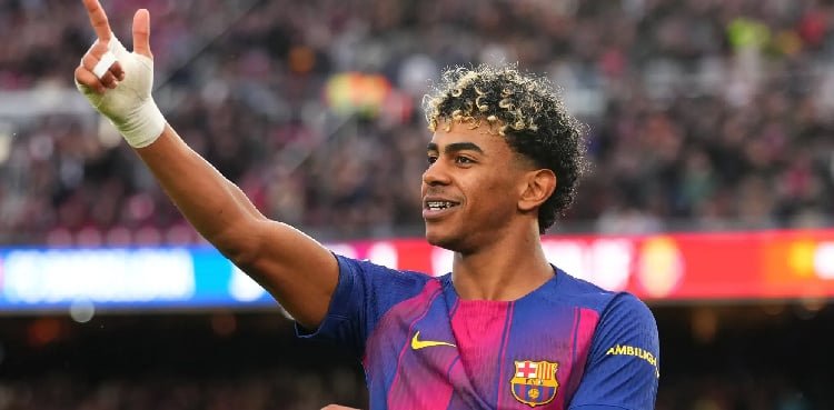 First Yamal hat-trick helps Liga leaders Barcelona beat Villarreal First Yamal hat-trick helps Liga leaders Barcelona beat Villarreal