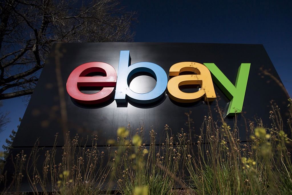 eBay to put off 800 employees eBay to put off 800 employees