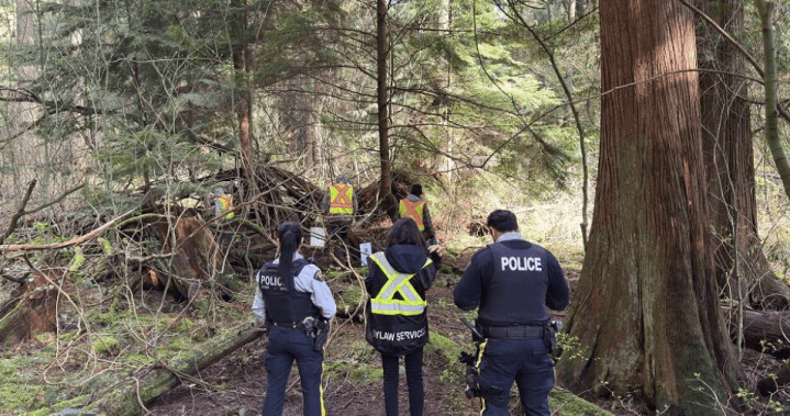 B.C. RCMP assist 71-year-old discover shelter after 14 years unhoused B.C. RCMP assist 71-year-old discover shelter after 14 years unhoused