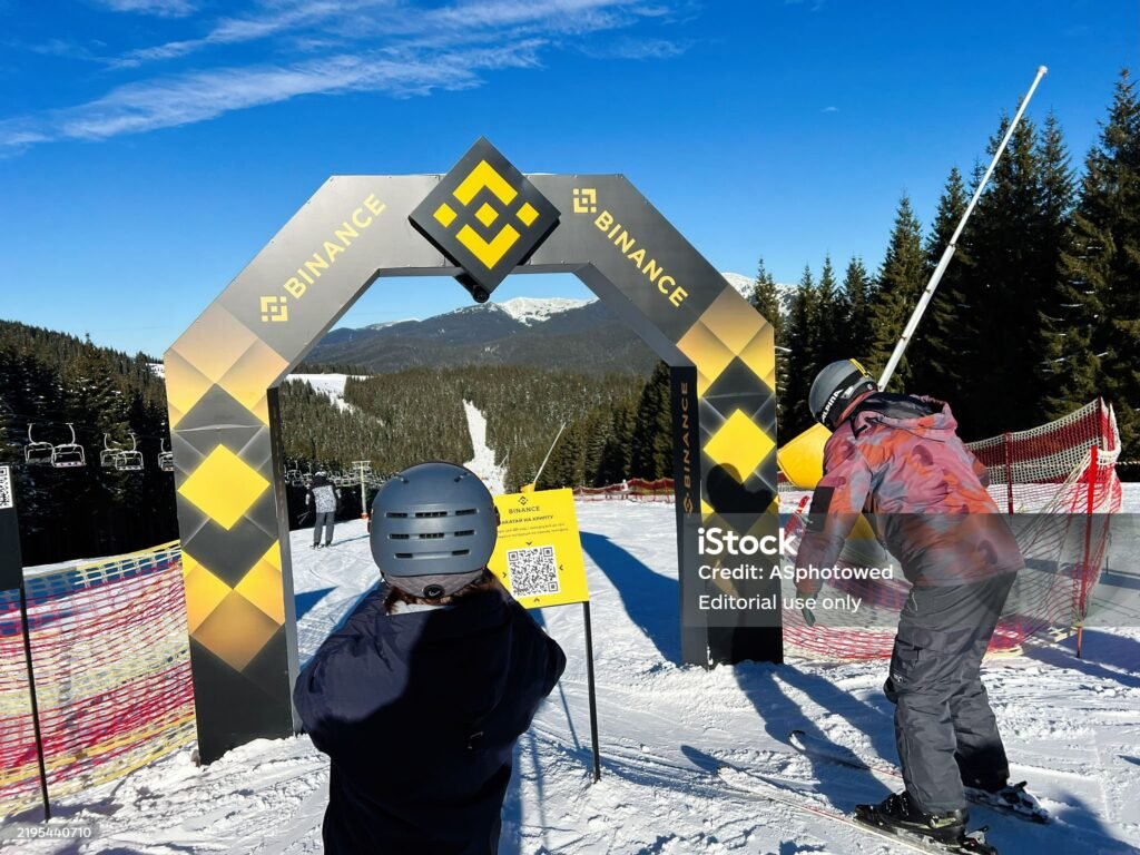 OKX CEO Criticizes Binance Over October 10 Market Crash – Particulars