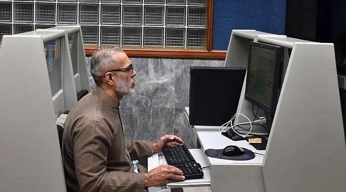 PSX ticks up as threat urge for food improves on US-Iran talks, CPI PSX ticks up as threat urge for food improves on US-Iran talks, CPI