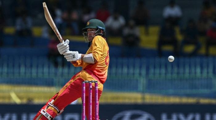 Brian Bennett shines as Zimbabwe set aggressive goal for Australia Brian Bennett shines as Zimbabwe set aggressive goal for Australia