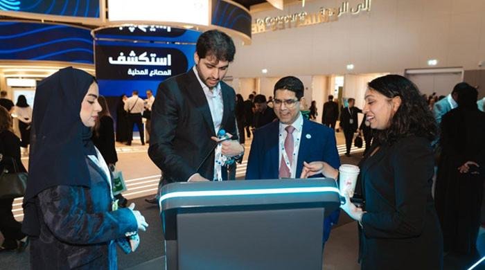 Pakistani-American surgeon rolls out UAE first AI scientific platform Pakistani-American surgeon rolls out UAE first AI scientific platform