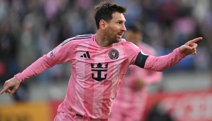 Messi scores 900th profession objective, joins Ronaldo in elite membership
