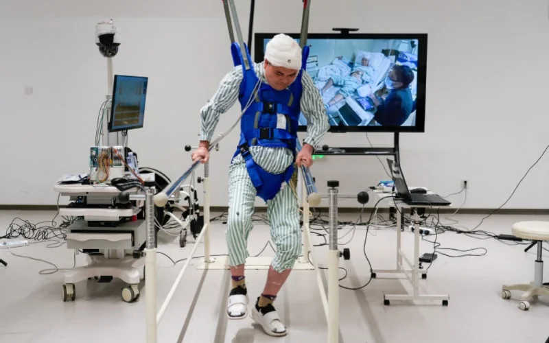 China approves BCI for paralysis sufferers China approves BCI for paralysis sufferers