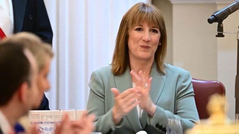 Rachel Reeves pledges £2.5bn to cease UK tech companies shifting overseas