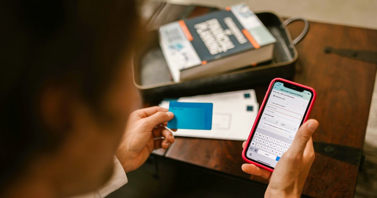 Planning a Transfer? – 4 Causes You Want a Digital Backup of Your Paperwork