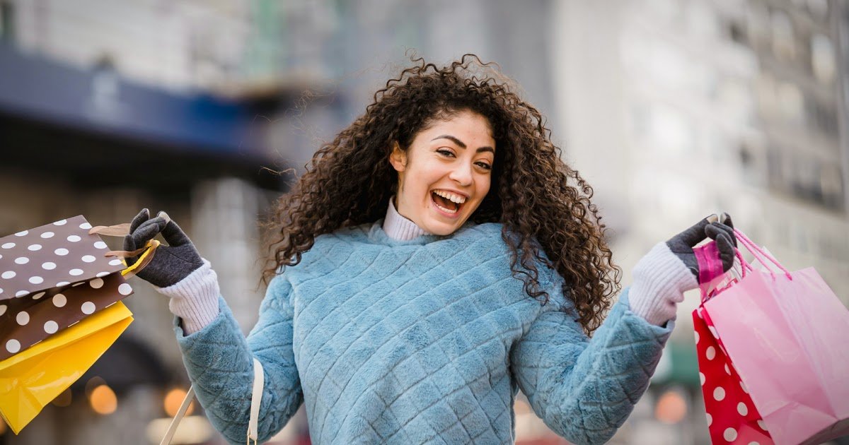 From Model to Gross sales: How Style Lovers Flip Their Ardour into Month-to-month Earnings