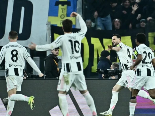 Juve keep in Champions League hunt Juve keep in Champions League hunt