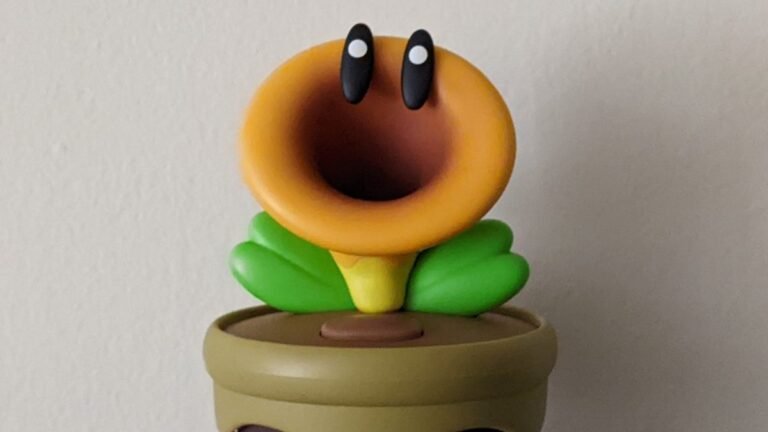 Nintendo Tremendous Mario Bros Marvel Speaking Flower Is an Odd Clock