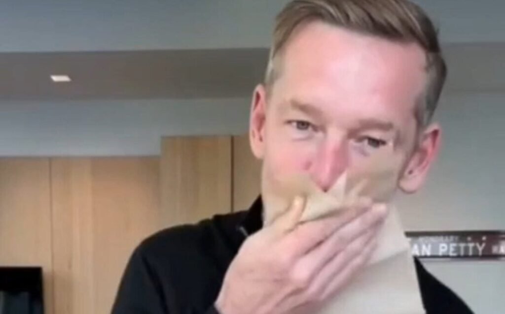 McDonald’s CEO Ought to Go away Burger Having fun with To Professionals