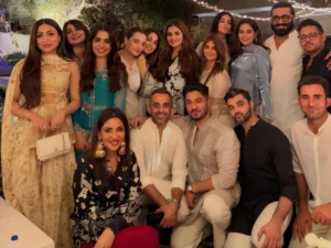 who confirmed up and what they wore