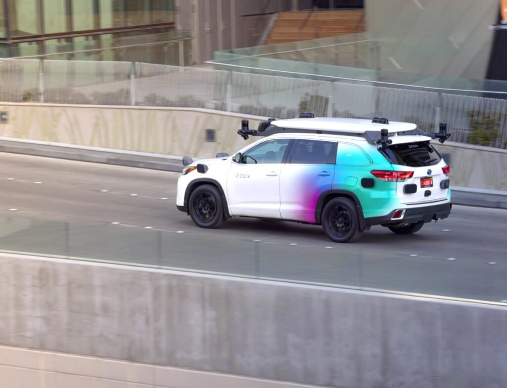 Zoox begins mapping Dallas and Phoenix for its robotaxis Zoox begins mapping Dallas and Phoenix for its robotaxis